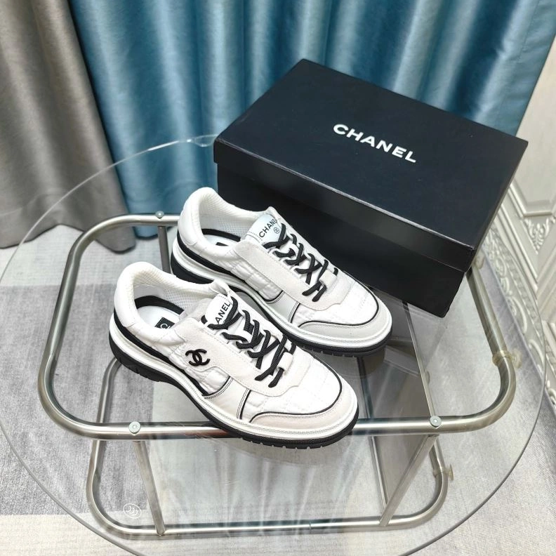 Flexible Chxnxl Sneakers 122087