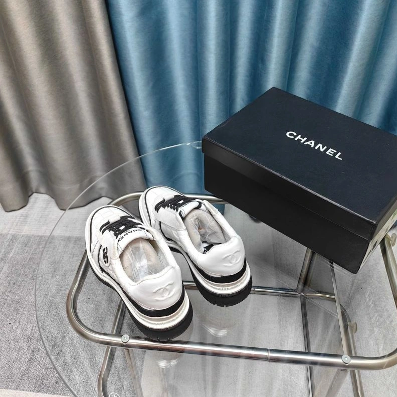 Flexible Chxnxl Sneakers 122087