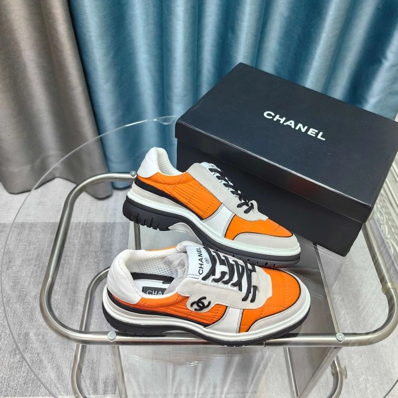 Resilient Chxnxl Sneakers 122084