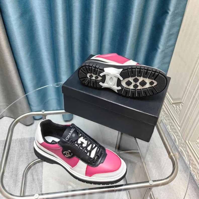 Fashionable Chxnxl Sneakers 122083