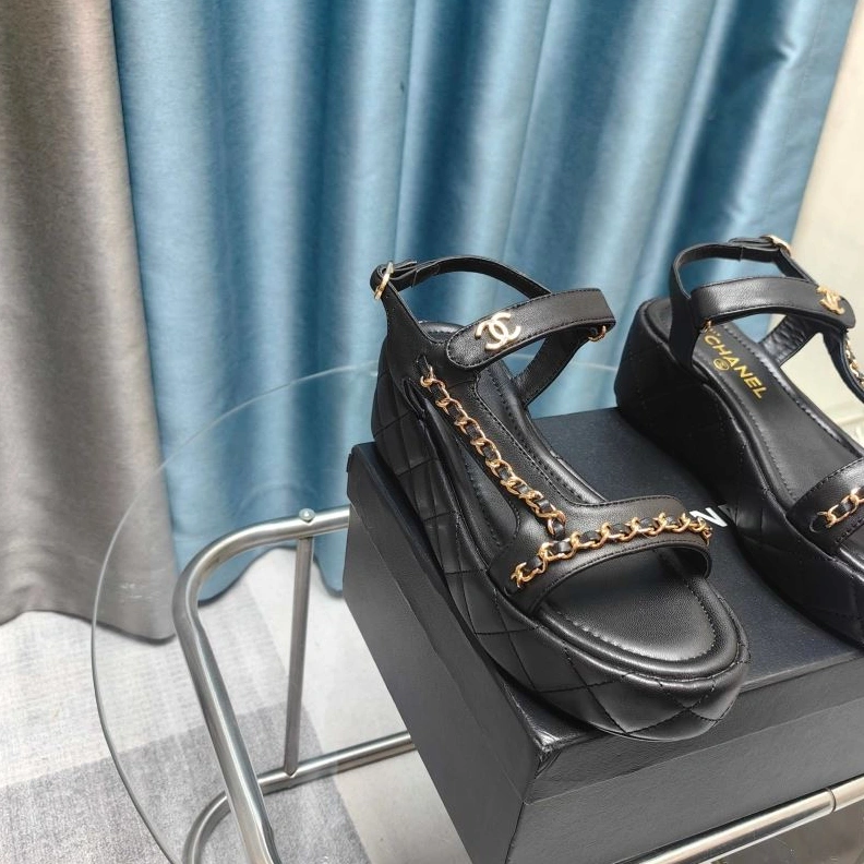 Vibrant Chxnxl Sandals 122887