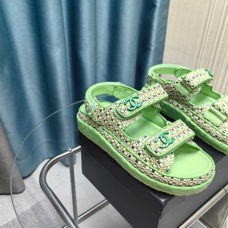 NewStyle Chxnxl Sandals 122882