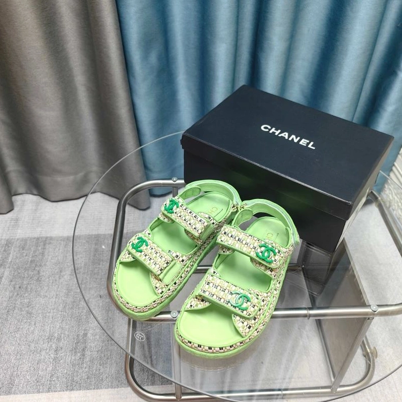 NewStyle Chxnxl Sandals 122882
