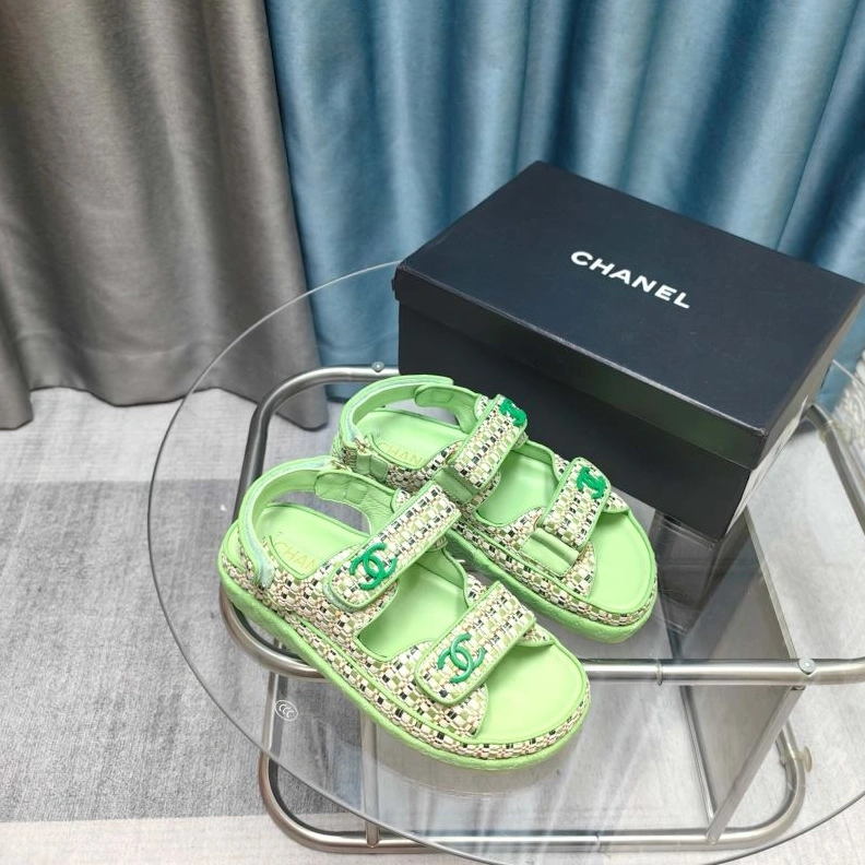 NewStyle Chxnxl Sandals 122882
