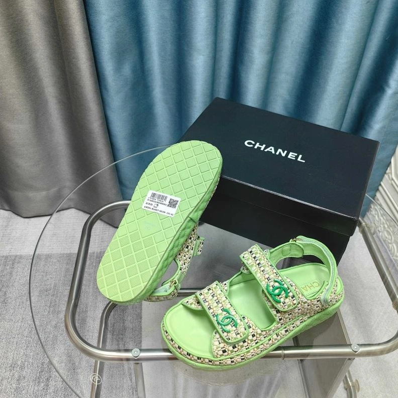 NewStyle Chxnxl Sandals 122882
