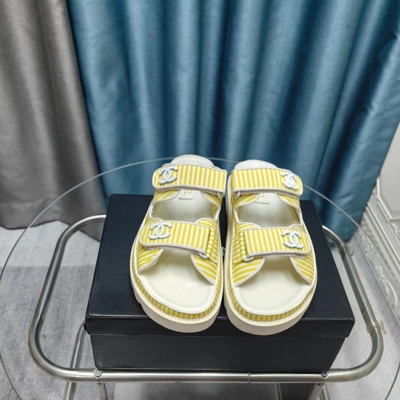 Lightweight Chxnxl Sandals 122851