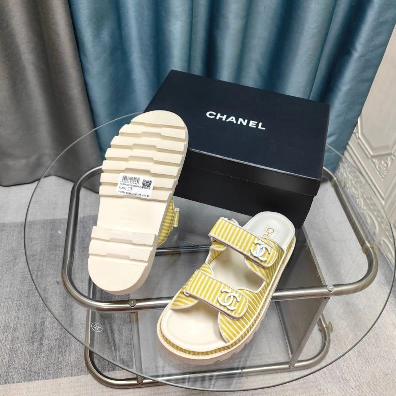Lightweight Chxnxl Sandals 122851
