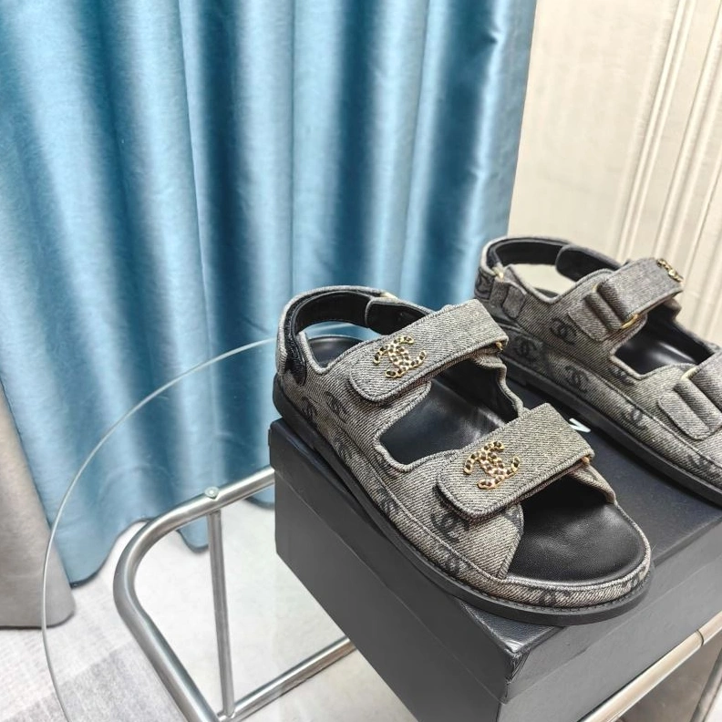 Efficient Chxnxl Sandals 122846