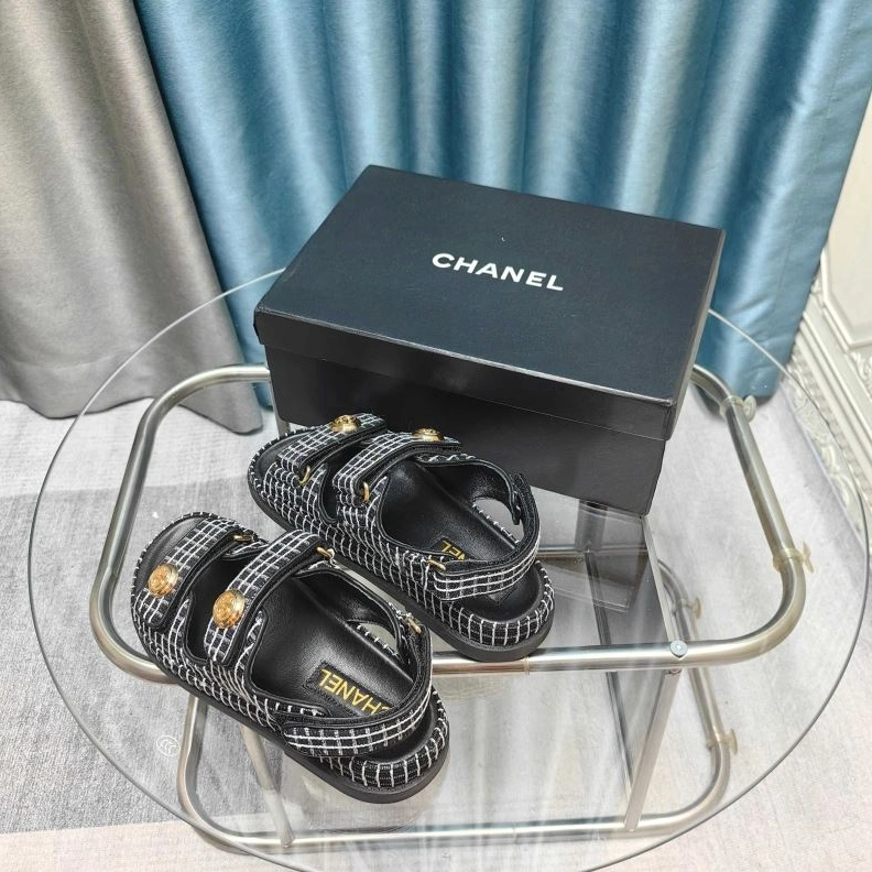 Lightweight Chxnxl Sandals 122843