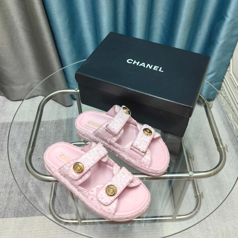 Elegant Chxnxl Slippers 122420