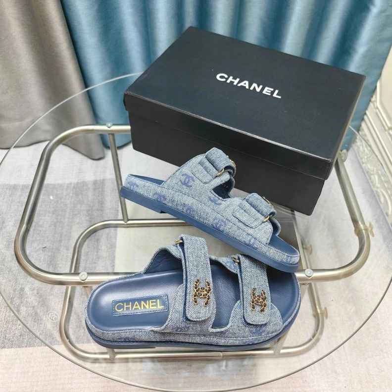 Chxnxl Slippers GoAnywhere 122409