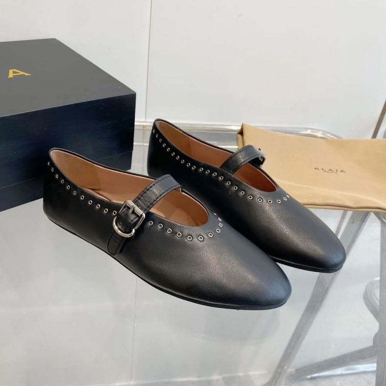 Othxr flat shoes Resilient 213261