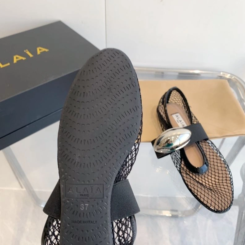 Othxr flat shoes Practical 213248