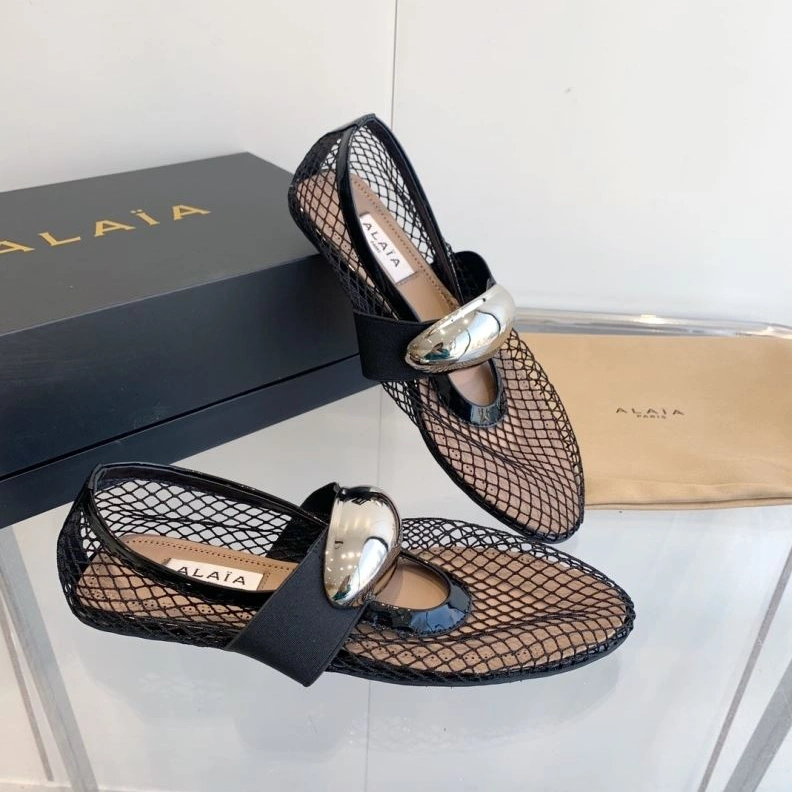 Othxr flat shoes Practical 213248
