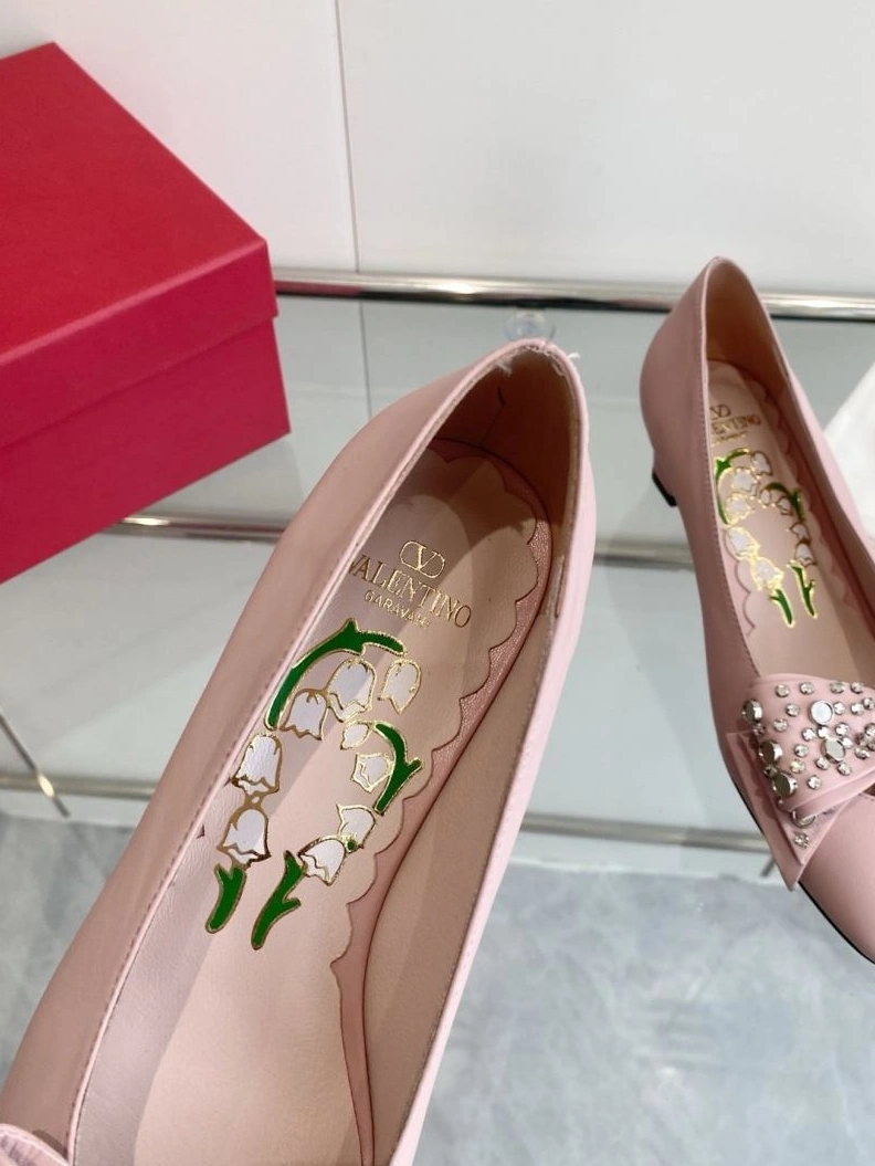 Versatile Vxlxntino flat shoes 230160