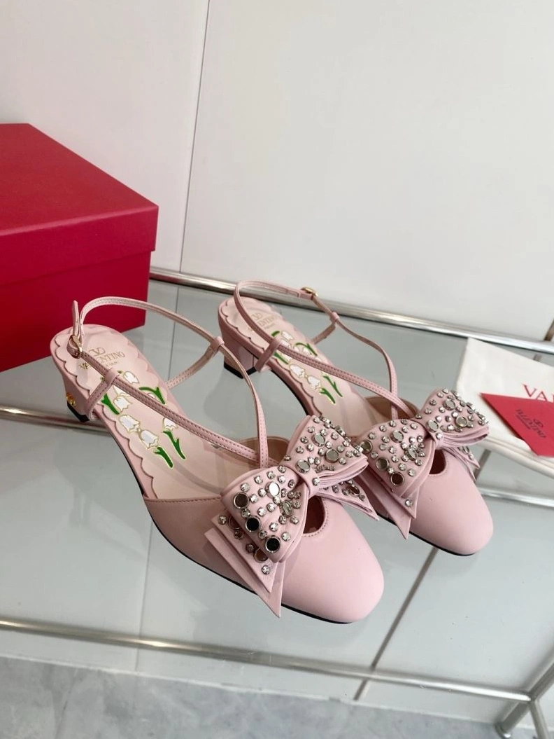 AllSeason Vxlxntino Sandals 230063