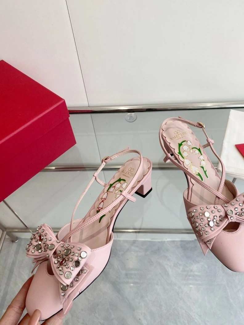 AllSeason Vxlxntino Sandals 230063