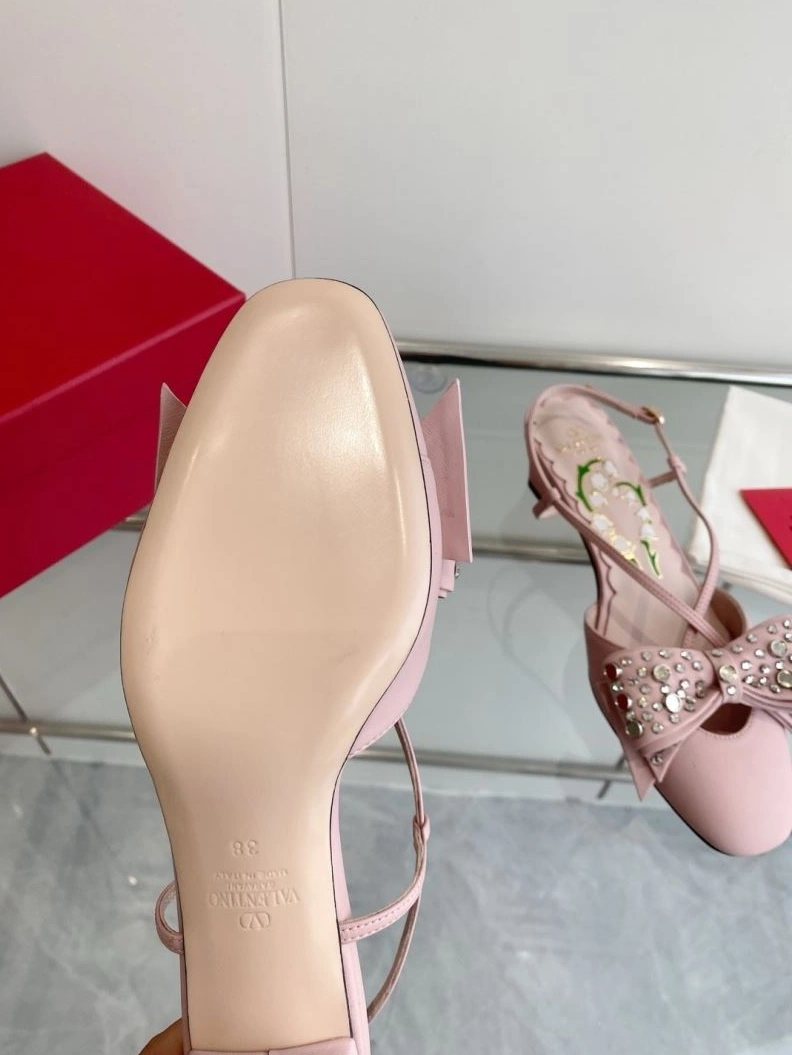 AllSeason Vxlxntino Sandals 230063