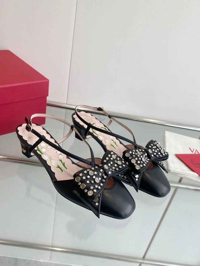 Flexible Vxlxntino Sandals 230059