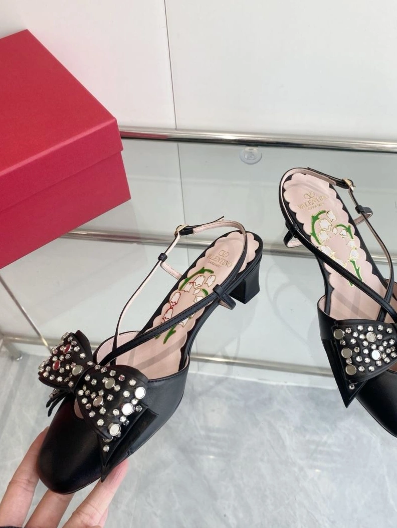 Flexible Vxlxntino Sandals 230059