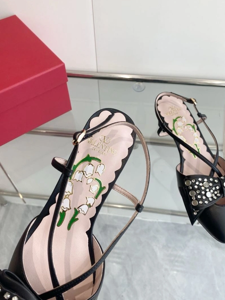 Flexible Vxlxntino Sandals 230059