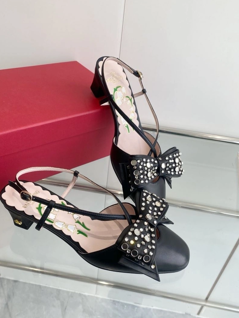 Flexible Vxlxntino Sandals 230059
