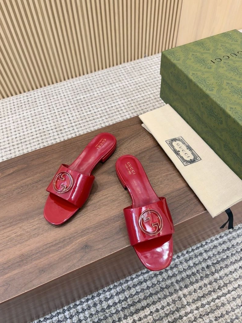 Gxccx Slippers Versatile 157847