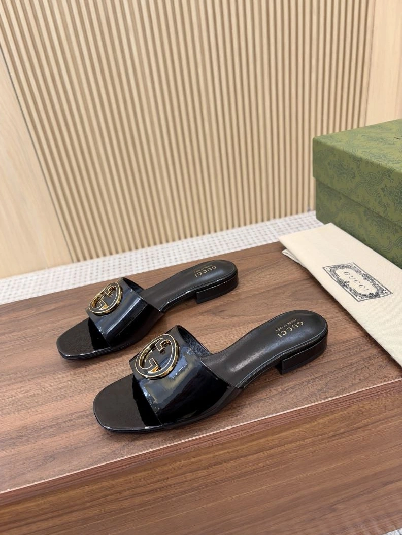 Practical Gxccx Slippers 157846