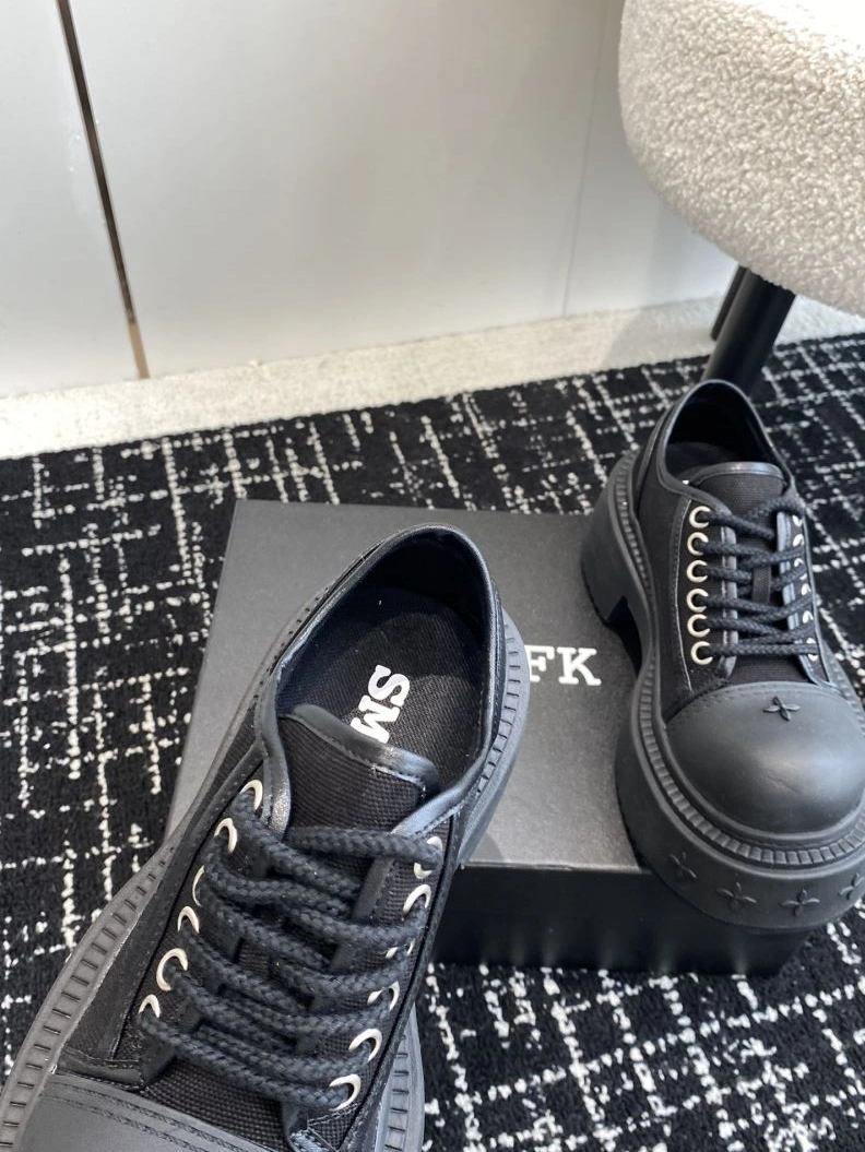 AllSeason Othxr Sneakers 213052