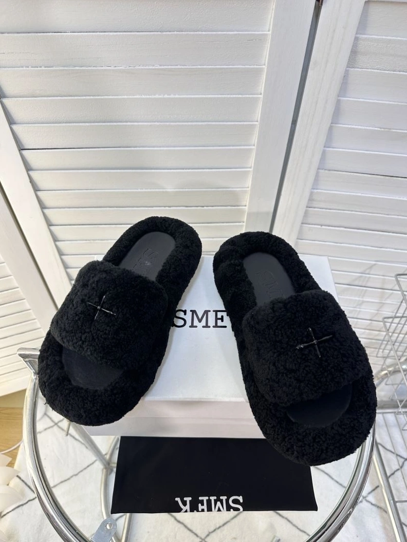 Othxr Slippers Affordable 213150