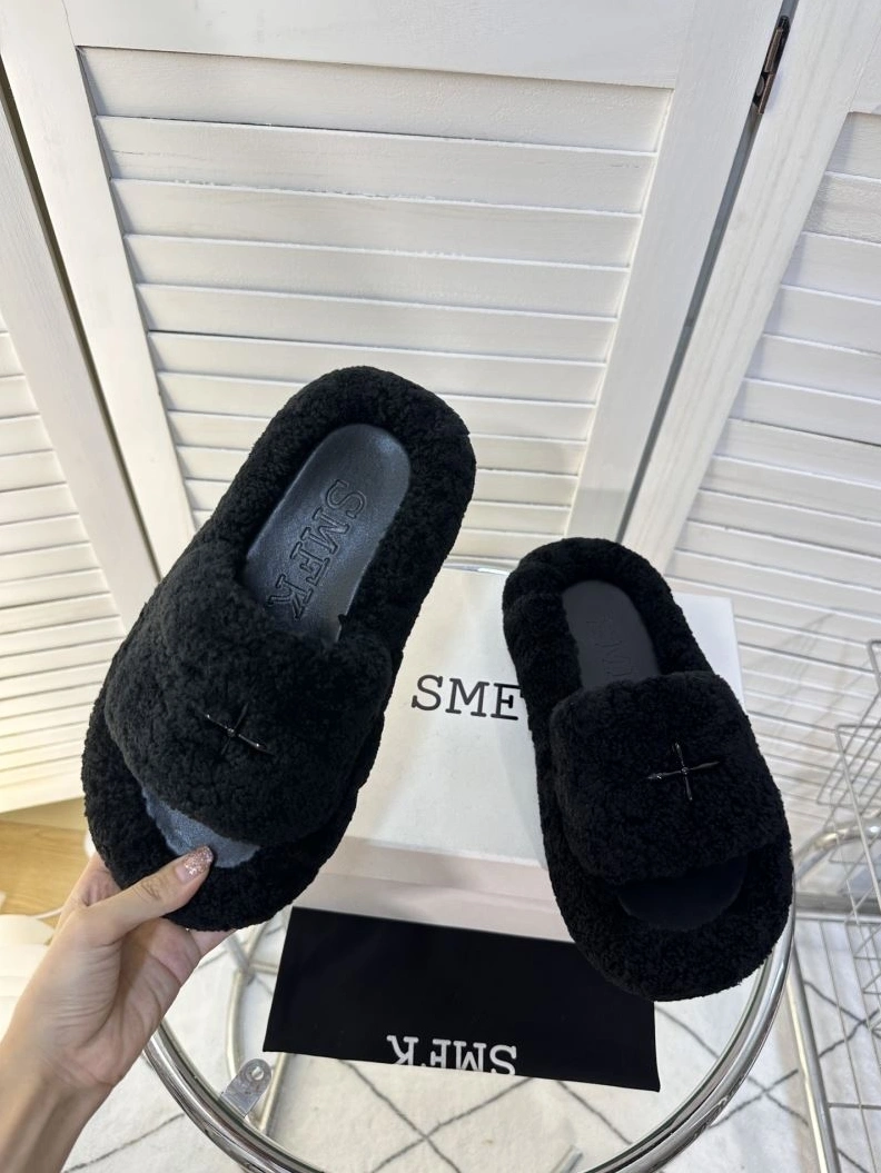 Othxr Slippers Affordable 213150