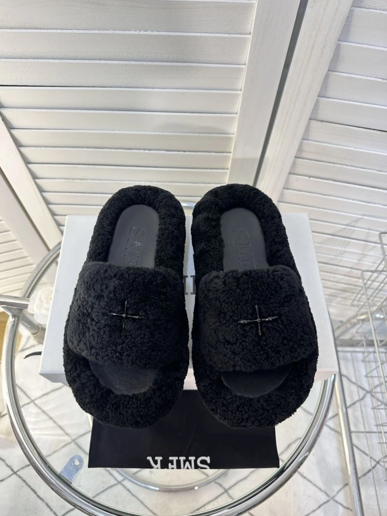 Othxr Slippers Affordable 213150