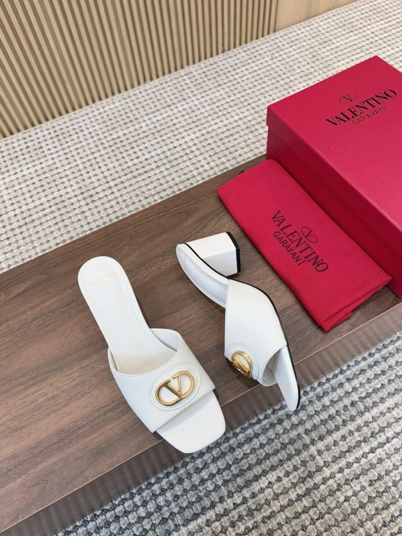 Practical Vxlxntino Slippers 230050