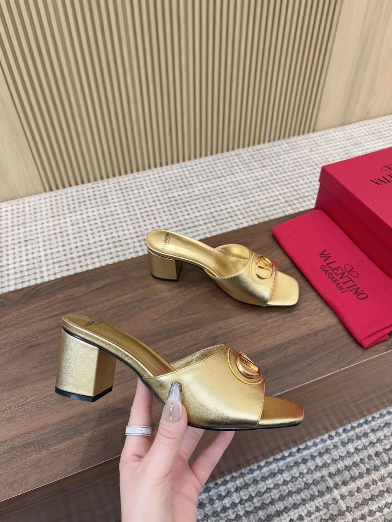 Flexible Vxlxntino Slippers 230046