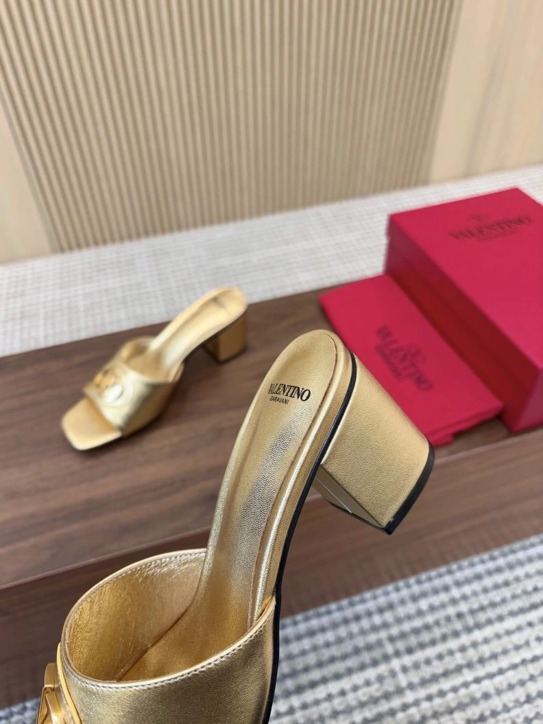 Flexible Vxlxntino Slippers 230046