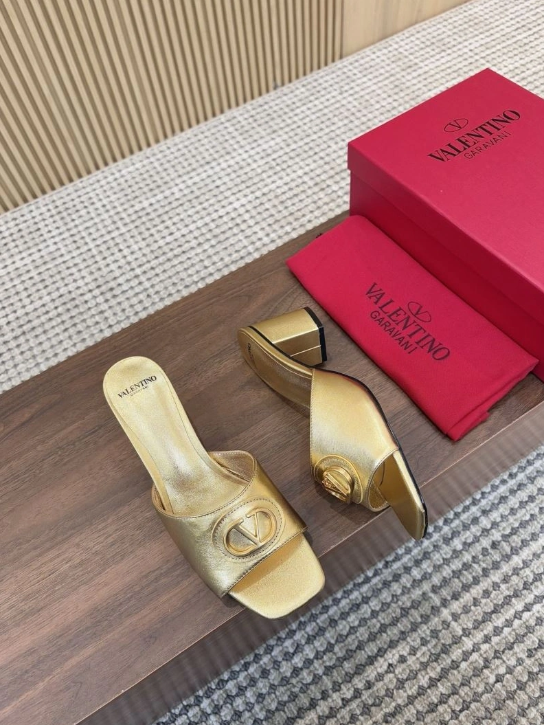 Flexible Vxlxntino Slippers 230046