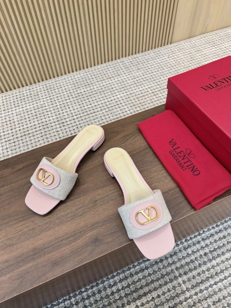 DailyWear Vxlxntino Slippers 230058