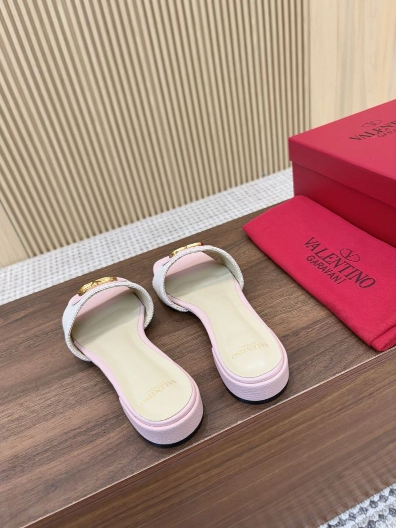 DailyWear Vxlxntino Slippers 230058