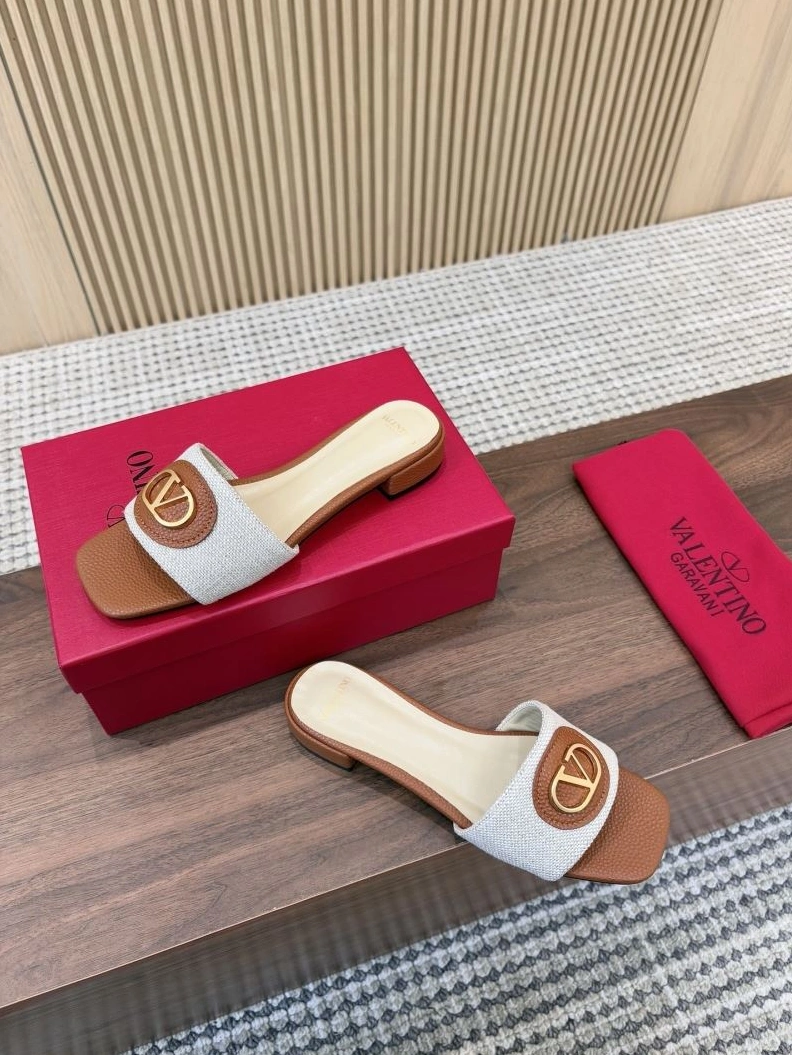 HighQuality Vxlxntino Slippers 230055