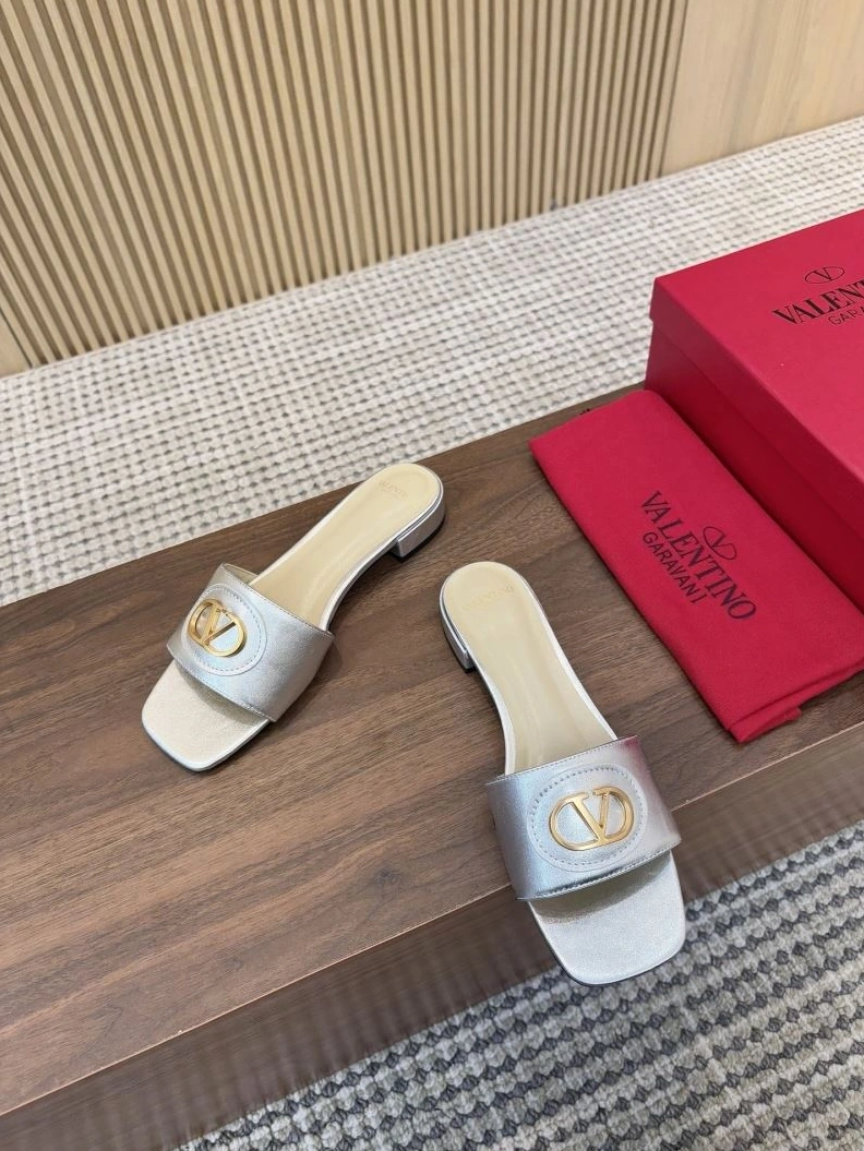 UrbanStyle Vxlxntino Slippers 230036