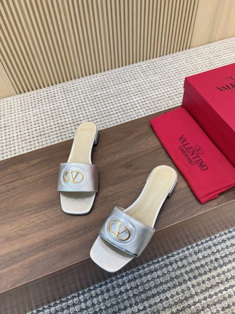UrbanStyle Vxlxntino Slippers 230036
