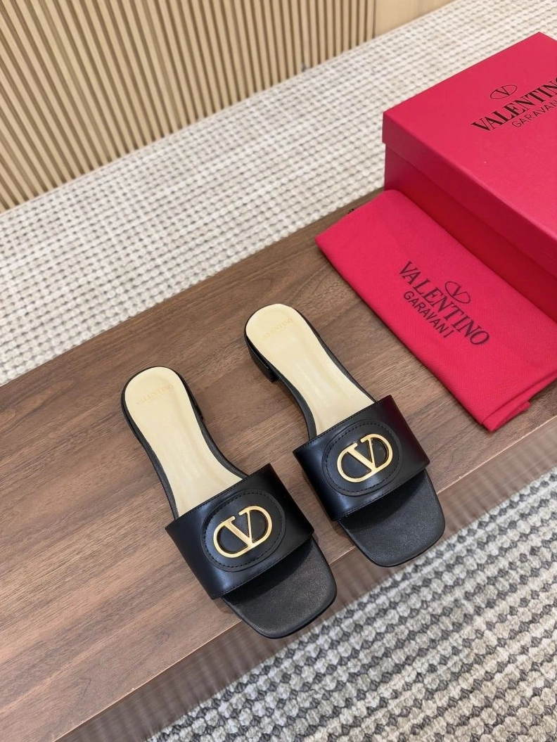 Reliable Vxlxntino Slippers 230049