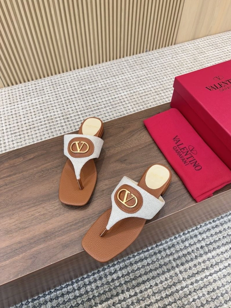 Refined Vxlxntino Slippers 230039