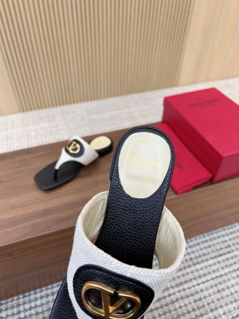 Soft Vxlxntino Slippers 230047