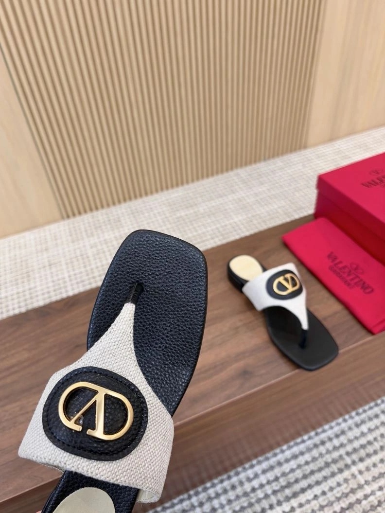 Soft Vxlxntino Slippers 230047