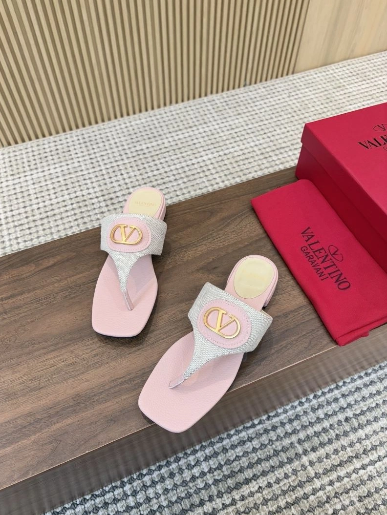 Practical Vxlxntino Slippers 230031