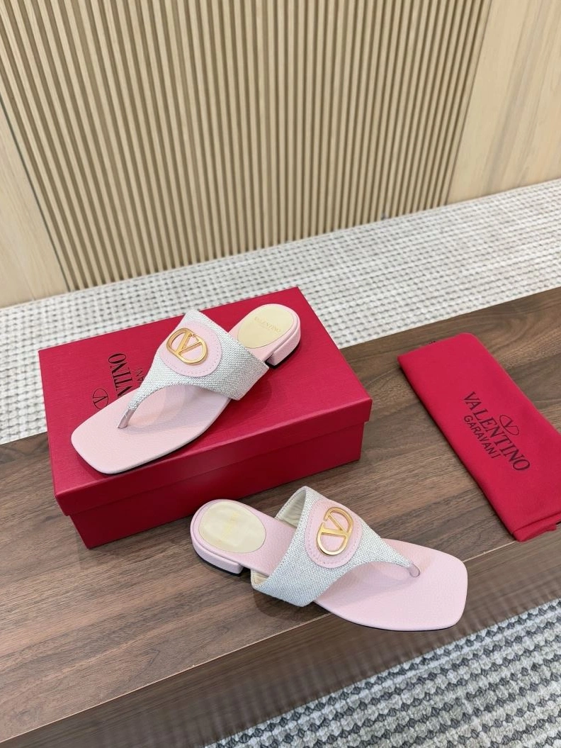 Practical Vxlxntino Slippers 230031