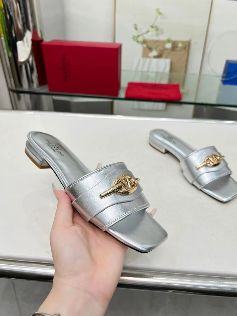 Unique Vxlxntino Slippers 230056