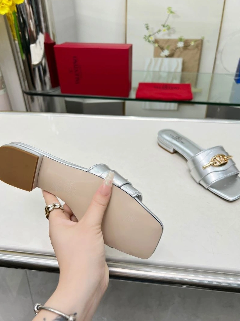 Unique Vxlxntino Slippers 230056