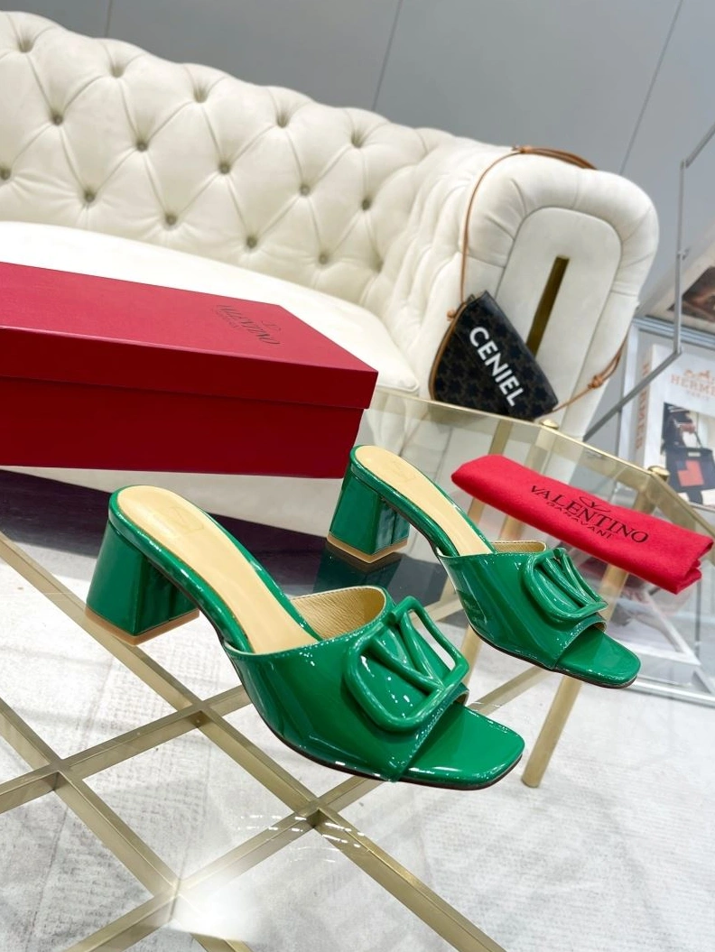 Reliable Vxlxntino Slippers 230015